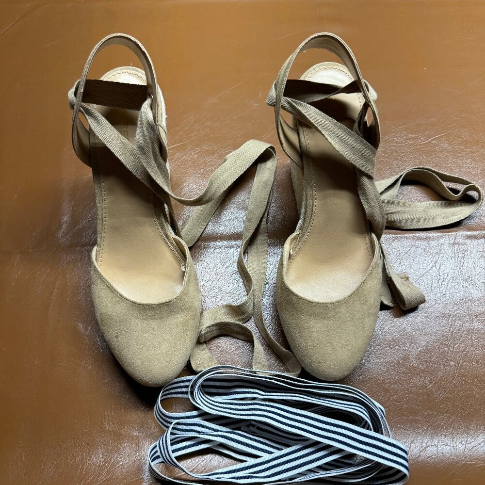 Express Interchangable lace wedgie sandals